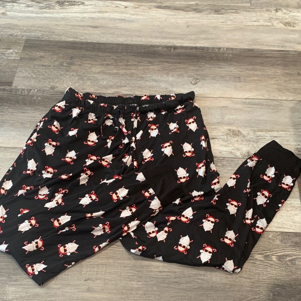 Ice Black‎ Santa Festive Pajama Bottoms with Cute Animal Design